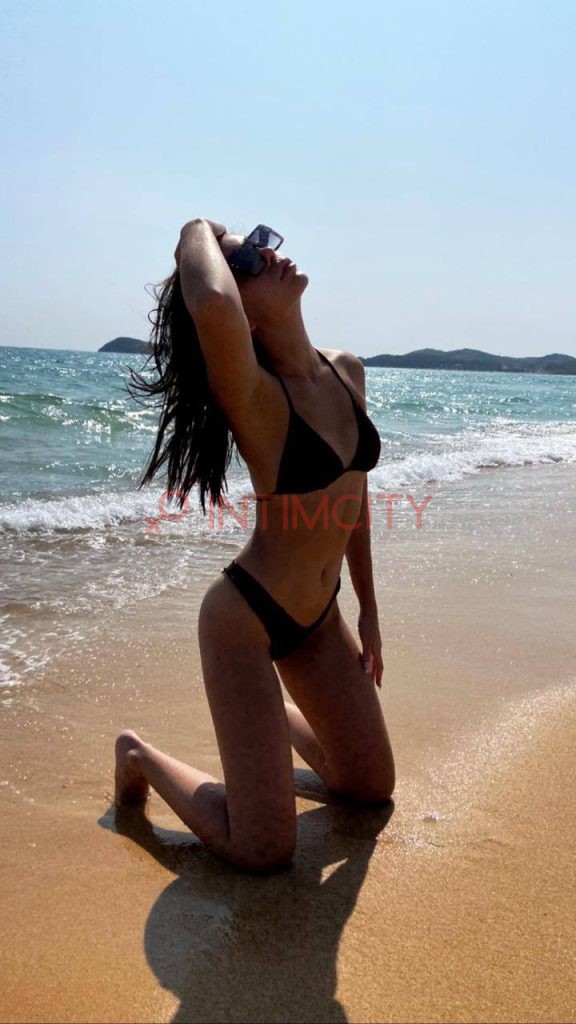 Проститутка Адриана Intimcity