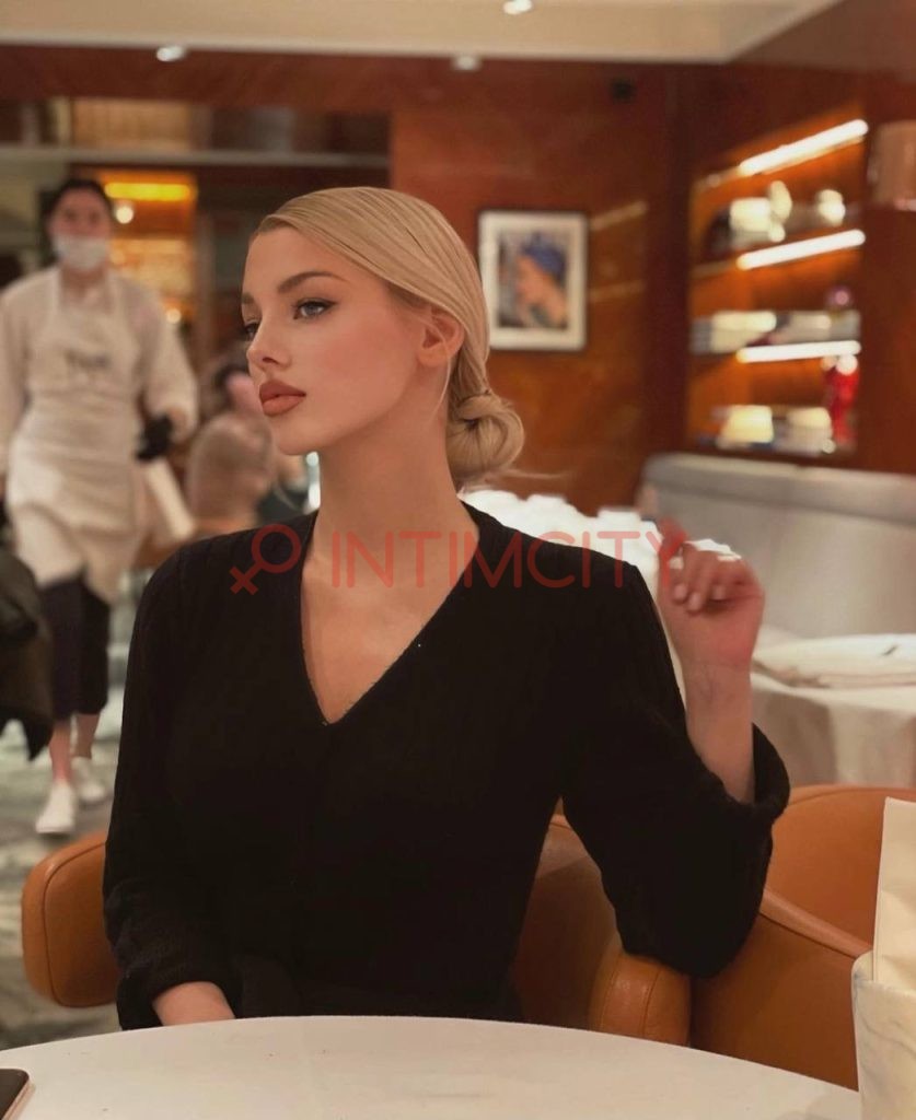 Эскортница Ребекка Интимсити