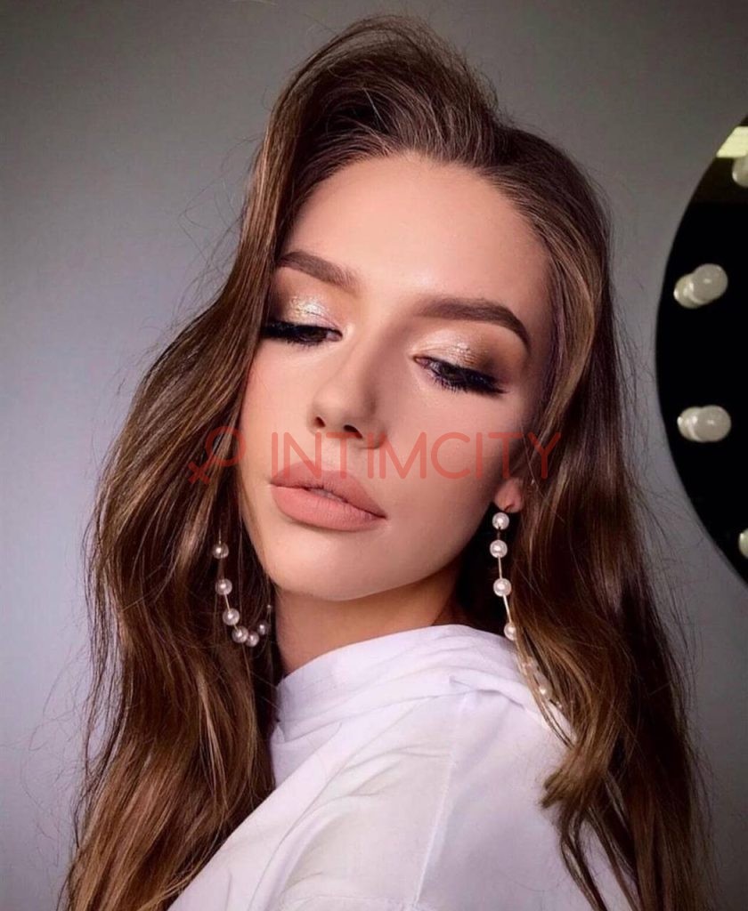 Эскортница Богдана Intimcity