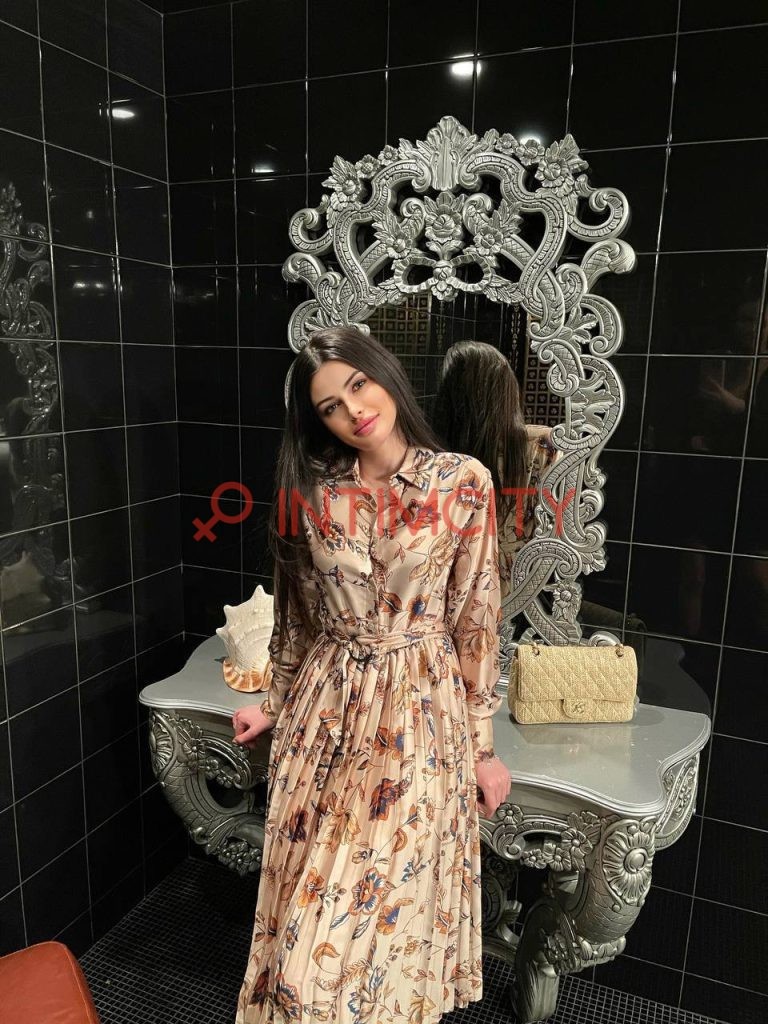 Эскортница Варвара Интимсити