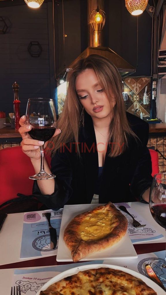 Индивидуалка Александра Интимсити