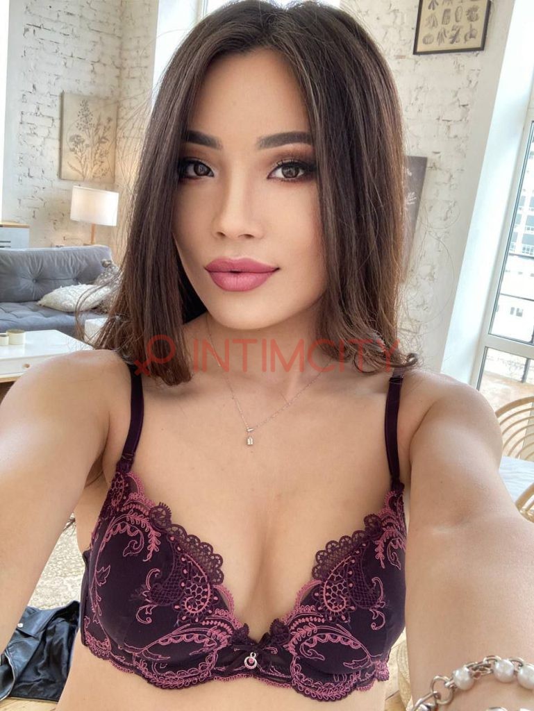 Индивидуалка Саяна Интимсити