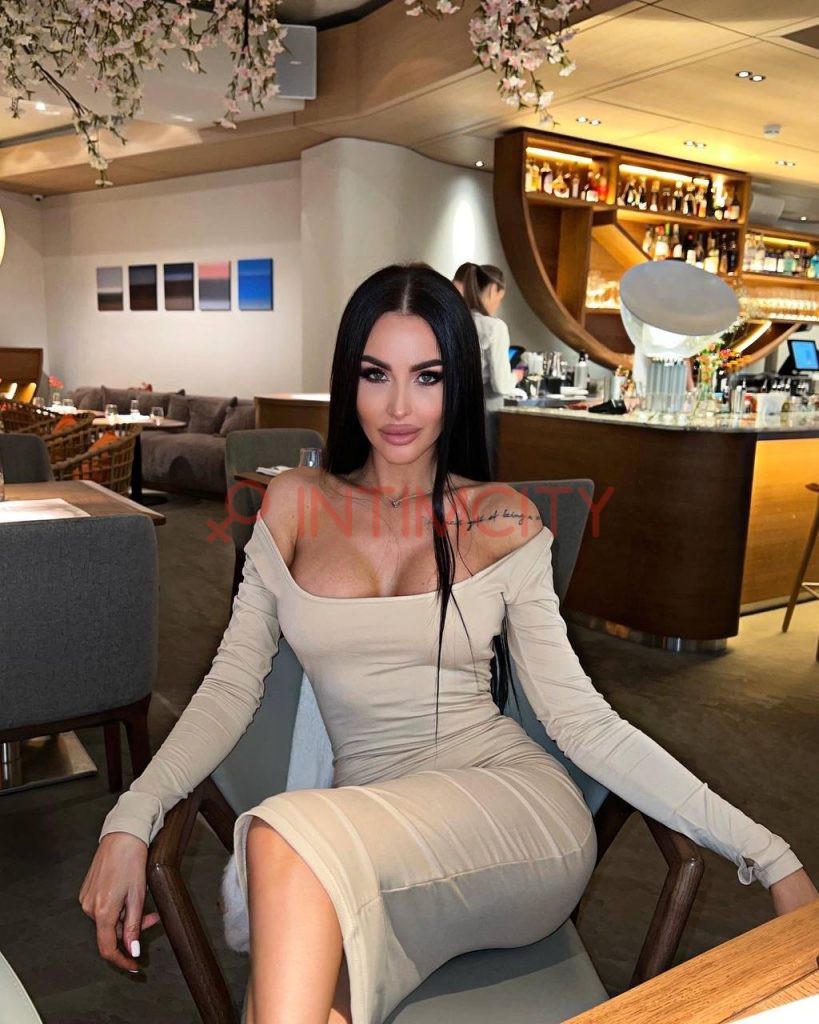 Эскортница Влада Интимсити