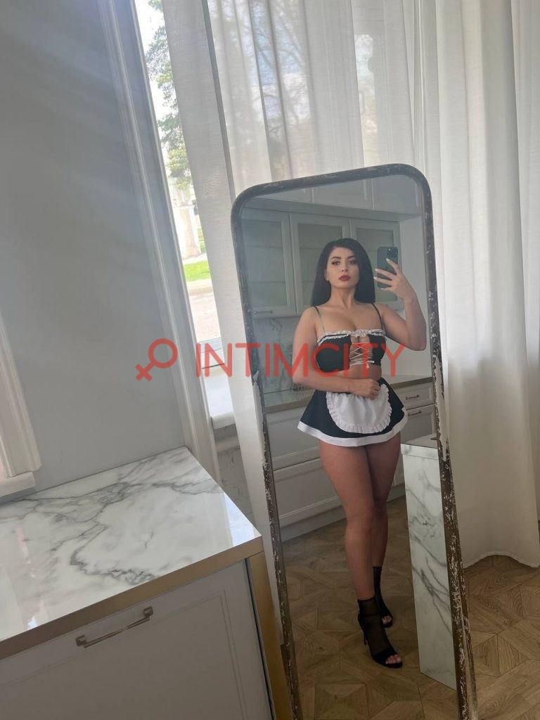 Эскортница Моника IntimCity