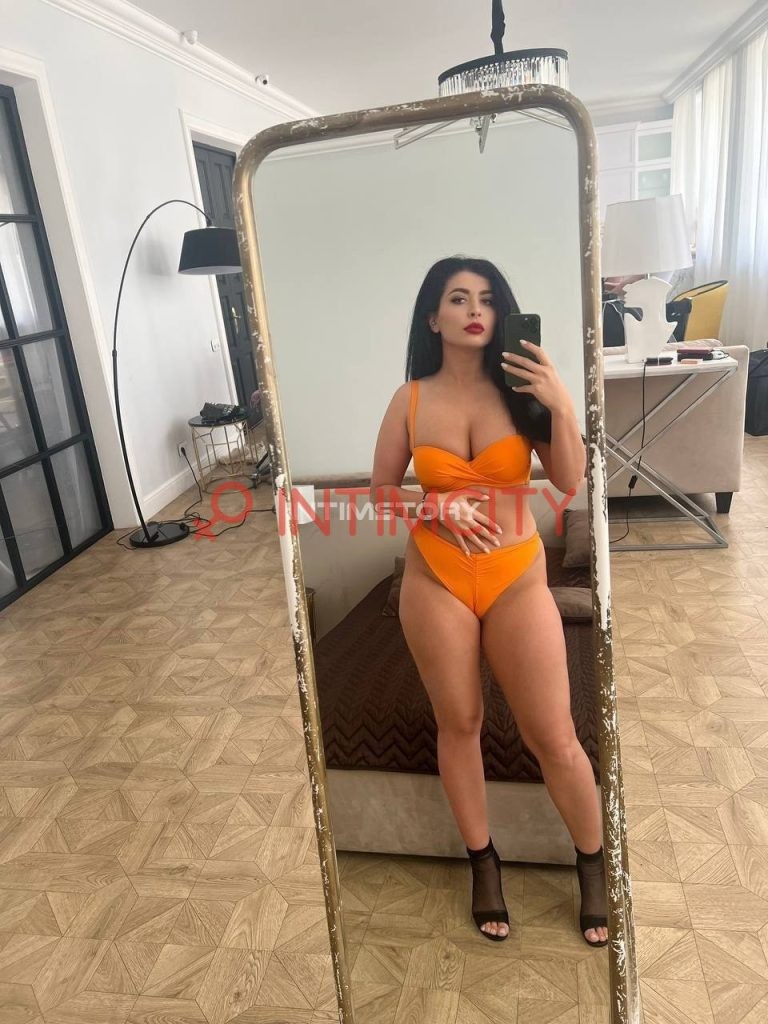 Индивидуалка Моника IntimCity