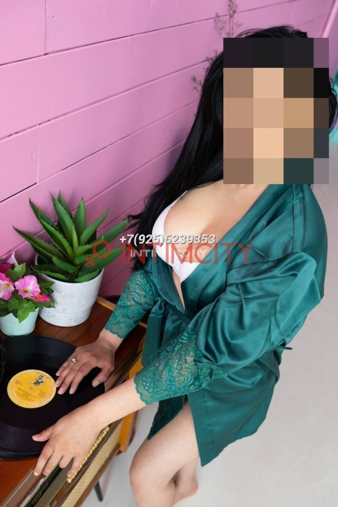 Эскортница Зарина Интимсити