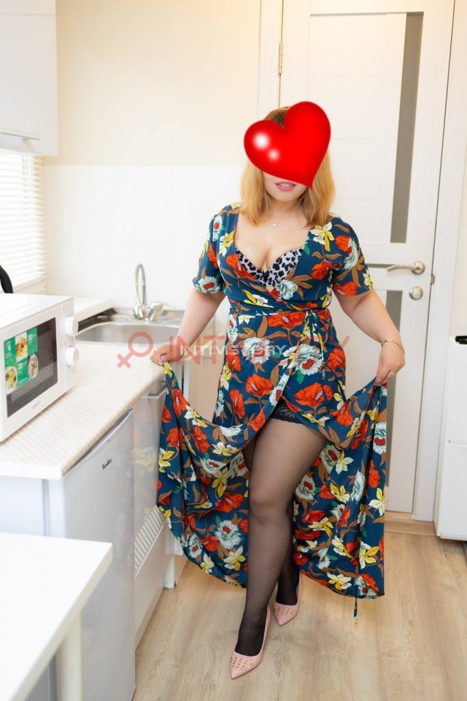 Эскортница Алиса IntimCity