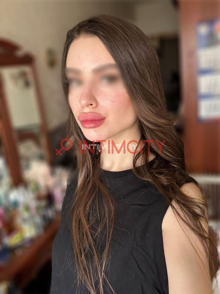 Элитная проститутка Мика Интимсити