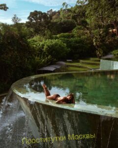 Эскортница Ульяна IntimCity