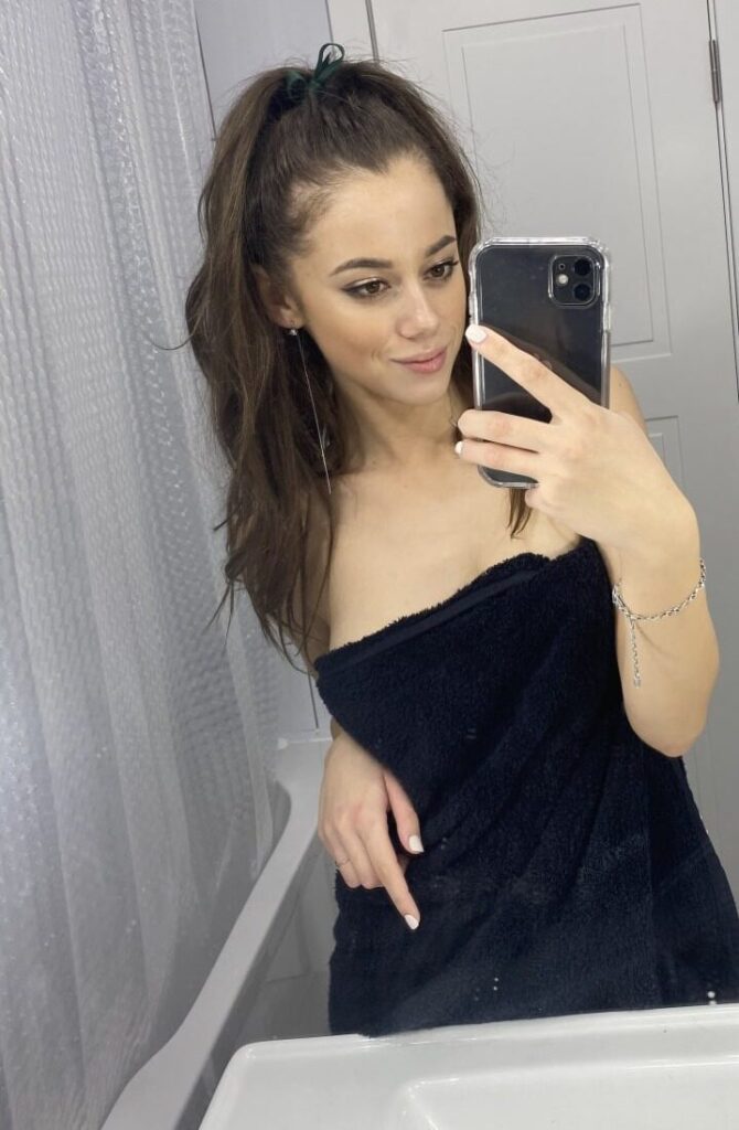 Эскортница Яна IntimCity