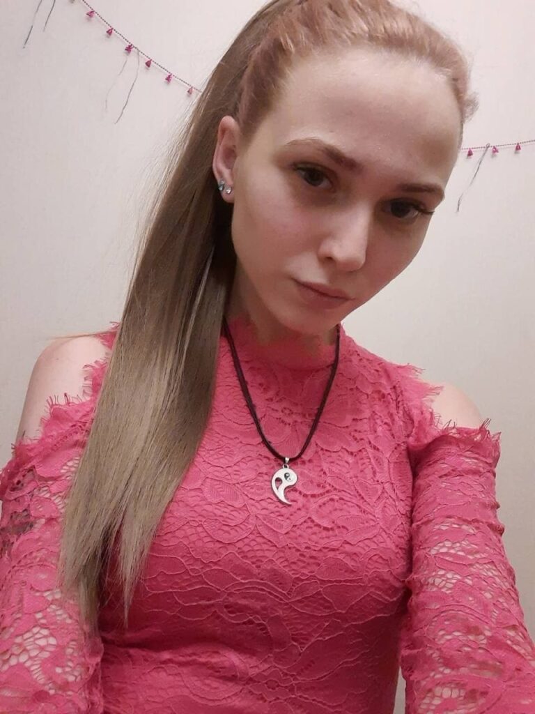 Эскортница Лара IntimCity