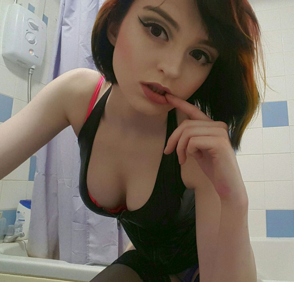 Элитная проститутка Лина IntimCity