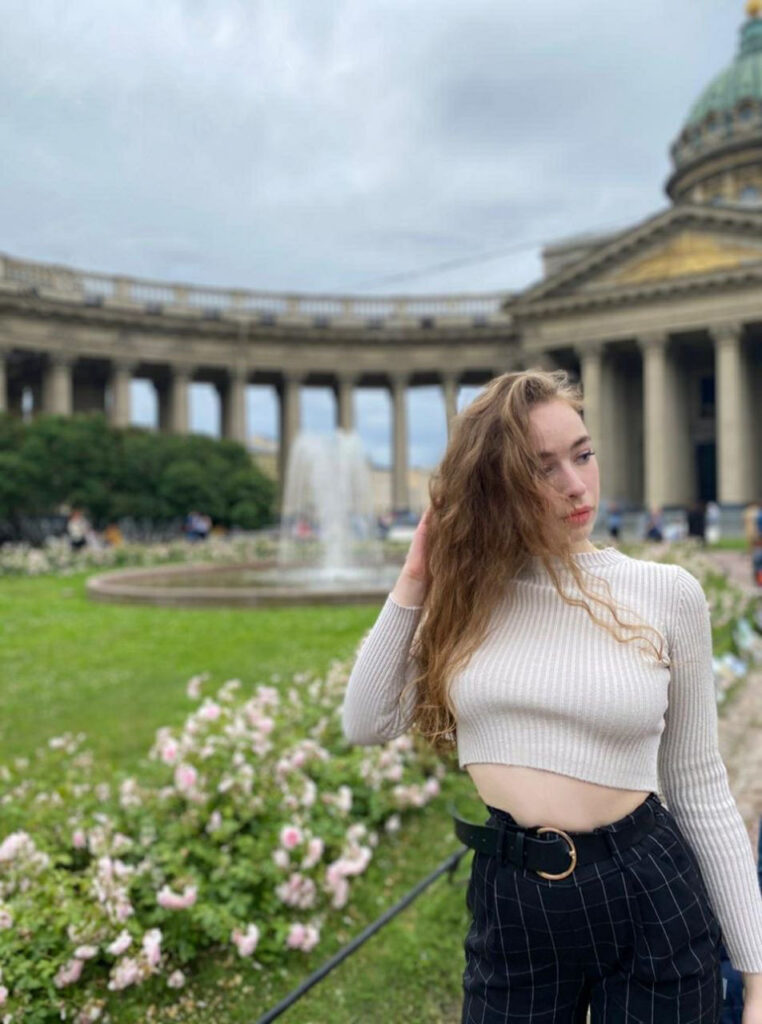 Эскортница Риша IntimCity