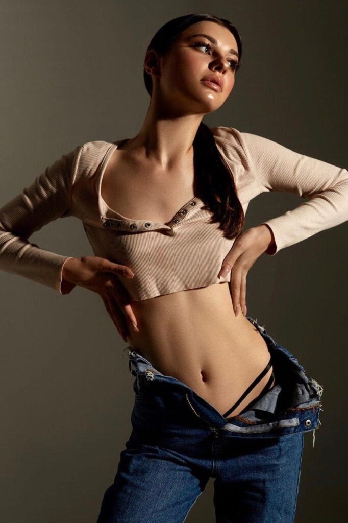 Шлюха 🎥 Мира IntimCity