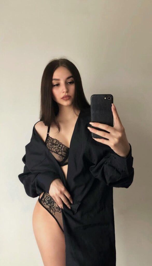 Проститутка Полли IntimCity